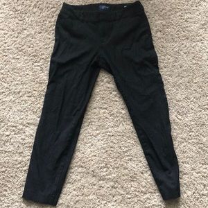 Flattering, work appropriate Old Navy pants! ☺️